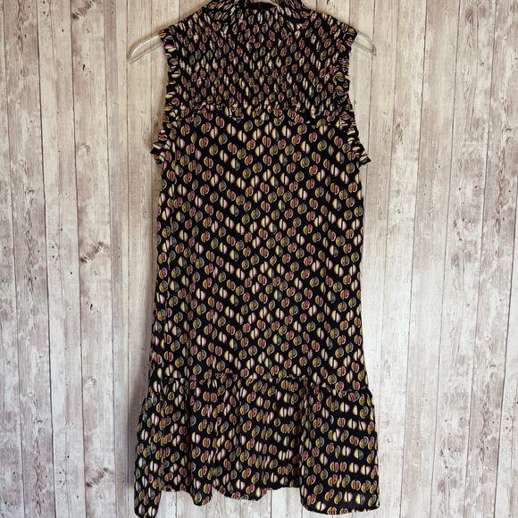 THML Dresses & Skirts - THML Black Geometric Smocked-Top Sleeveless Shift Dress Small